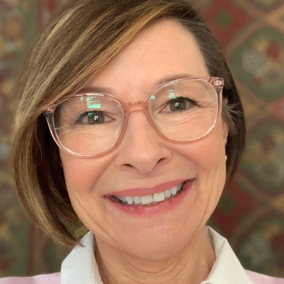 Mary Ann Mele Dondero headshot